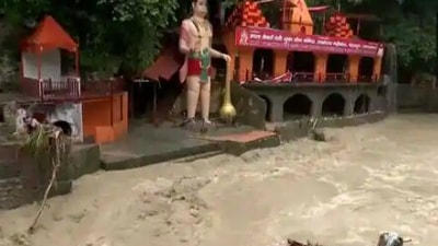 Water enters temple in Uttarakhand after cloudburst (ANI)
