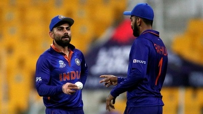 India's Virat Kohli (L) with KL Rahul (REUTERS)