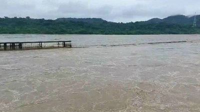 Ganga river crosses danger mark, Haridwar district administration has issued an alert (ANI)
