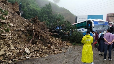 National Highway 5 closed at Kandaghat in Solan district in Himachal Pradesh due to a landslide amid torrential rains. (ANI) National Highway 5 closed at Kandaghat in Solan district in Himachal Pradesh due to a landslide amid torrential rains. (ANI)