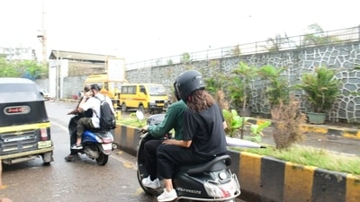 Virat Kohli and Anushka Sharma were exclusively spotted on Saturday, riding a scooter in ‘incognito mode’. Anushka rode pillion while Virat drove the scooter. Virat Kohli and Anushka Sharma were exclusively spotted on Saturday, riding a scooter in ‘incognito mode’. Anushka rode pillion while Virat drove the scooter.