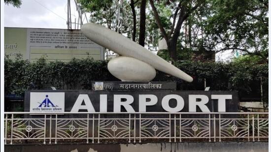 Many tweeted that the structure resembles cucumber and lemon leading to hilarious comments. (HT PHOTO)