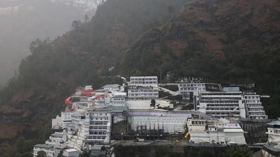 The yatra to the Vaishno Devi shrine has been temporarily suspended.&nbsp;