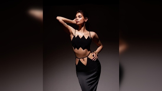 Khushi Kapoor shared a string of images of the photoshoot on her Instagram handle. Her post received more than 1 lakh likes in less than 24 hours.(Instagram/@khushi05k)