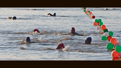 The 1.9-km swimming circuit in the lake was followed by the 90-km cycling leg on the Kurali-Chandigarh road and the 21.1-km run in the vicinity of Oberoi Sukhvilas. (Keshav Singh/HT)