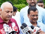 Delhi chief minister Arvind Kejriwal and deputy CM Manish Sisodia interact with media upon their arrival in Ahmedabad.(PTI) Delhi chief minister Arvind Kejriwal and deputy CM Manish Sisodia interact with media upon their arrival in Ahmedabad.(PTI)