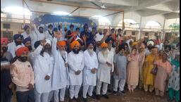Several office-bearers of the Shiromani Akali Dal (SAD) parted their ways along with their supporters at a programme in Karnal on Monday and formed the SAD Haryana State. (HT Photo)