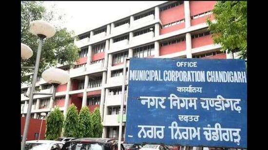 Members of the Chandigarh MC’s finance panel also gave approval to a rough cost estimate for upgrading the market Sector 40-C, at an estimated cost of <span class='webrupee'>₹</span>41.97 lakh. (HT File)
