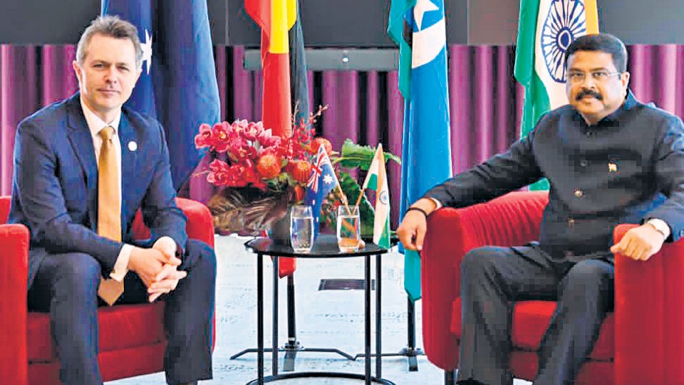 Pradhan invites Australian varisities to set up campuses in India Pradhan invites Australian varisities to set up campuses in India