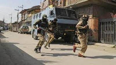 Police arrested two more militant associates in connection with the grenade attack on a member of the minority community on August 15 at Chadoora, Budgam (HT PHOTO )
