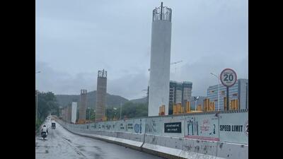 Installation of piers of the Pune Metro Line 3 connecting Hinjewadi and Shivajinagar has gained momentum. (HT PHOTO)
