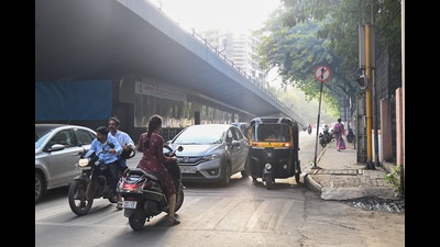 A rider without a helmet is seen riding in a no-entry zone outside Agriculture College at Ganeshkhind road on Tuesday. (HT PHOTO) A rider without a helmet is seen riding in a no-entry zone outside Agriculture College at Ganeshkhind road on Tuesday. (HT PHOTO)