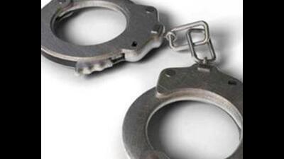 Ludhiana police arrested two accused for snatching and vehicle lifting and case under Sections 379 (punishment for theft), 379 B (2) (snatching with hurt, wrongful restraint or fear of hurt) and 34 (acts done by several persons in furtherance of common intention) of the Indian Penal Code has been registered against them. (HT FILE)