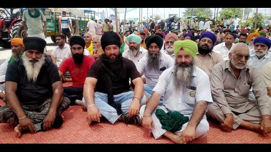 Farmers protest ‘forcible’ possession of land by MC in Karnal (Representational photo) (HT File)