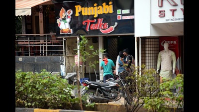 Pawan Shivraj Nudnure, owner of Hotel Punjabi Tadka in Sant Tukaram Nagar Pimpri was assaulted after he refused to pay donation. (HT PHOTO) Pawan Shivraj Nudnure, owner of Hotel Punjabi Tadka in Sant Tukaram Nagar Pimpri was assaulted after he refused to pay donation. (HT PHOTO)