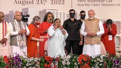 Chief Minister Manohar Lal Khattar, Deputy Chief Minister Dushyant Chautala and others were also present at the inauguration of Amrita Hospital. (PTI)