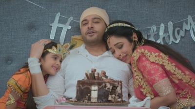 Anuj Kapadia comes out of coma in Anupamaa's latest episode.