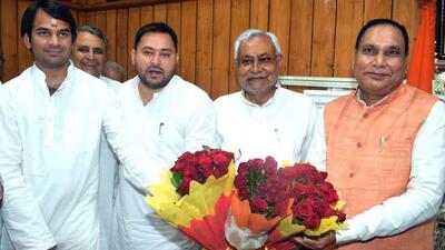 Bihar chief minister Nitish Kumar’s JD(U) snapped ties with the BJP on August 9 and joined hands with the Rashtirya Janata Dal (RJD), Congress and other parties to form a new government the next day. (ANI) Bihar chief minister Nitish Kumar’s JD(U) snapped ties with the BJP on August 9 and joined hands with the Rashtirya Janata Dal (RJD), Congress and other parties to form a new government the next day. (ANI)