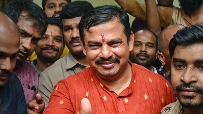 Now-suspended BJP leader T. Raja Singh with supporters following his release, hours after his arrest over his alleged derogatory remarks on Islam and Prophet Mohammed, in Hyderabad. (PTI) Now-suspended BJP leader T. Raja Singh with supporters following his release, hours after his arrest over his alleged derogatory remarks on Islam and Prophet Mohammed, in Hyderabad. (PTI)