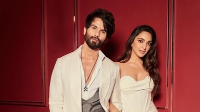 Shahid Kapoor and Kiara Advani on sets of Koffee With Karan. Shahid Kapoor and Kiara Advani on sets of Koffee With Karan. 