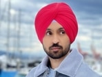 Diljit Dosanjh has offered a song to Inderjit Nikku who has been going through a tough financial phase. Diljit Dosanjh has offered a song to Inderjit Nikku who has been going through a tough financial phase.