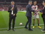 Cristiano Ronaldo ignores Jamie Carragher ahead of kick-off between Manchester United vs Liverpool.
