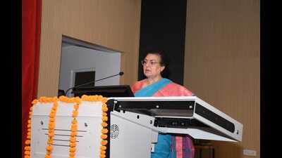 NCW chairperson Rekha Sharma addressing the gathering in Lucknow on Thursday (HT Photo) NCW chairperson Rekha Sharma addressing the gathering in Lucknow on Thursday (HT Photo)