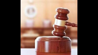 The HC bench of justice Sudhir Mittal has acted on the plea of Rajpal Poultry Farm and others from the district. The plea argued private slaughterhouses/meat shops cannot be asked to close down during the period of Jain festival as it would affect the constitutional rights of the public apart from violating the right of the petitioners to carry on their trade, business or vocation. (Getty Images/iStockphoto/ Representational image)