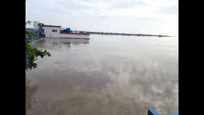 River Chambal in spate in Agra district. (HT photo)