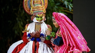 Tripunithura Athachamayam: This is celebrated exclusively in the town of Tripunithura. It signifies the triumphant march of the Maharaja of Kochi from Tripunithura to the Vamana Temple in Thrikkakara. (Pexels)