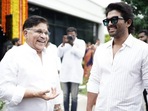 Allu Arjun is an actor while his dad Allu Aravind is a film producer. The actor shared that they are very professional about their work and fees. Allu Arjun is an actor while his dad Allu Aravind is a film producer. The actor shared that they are very professional about their work and fees.