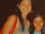 Anushka Sharma poses with her friend in a throwback pic. Anushka Sharma poses with her friend in a throwback pic.