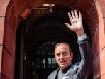 Senior Congress leader Ghulam Nabi Azad at Parliament House Complex. Azad resigned from all party positions, including its primary membership, on Friday.(PTI) Senior Congress leader Ghulam Nabi Azad at Parliament House Complex. Azad resigned from all party positions, including its primary membership, on Friday.(PTI)
