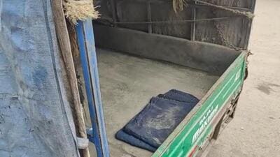 The tempo in which the newborn baby was found on Thursday. HT Photo The tempo in which the newborn baby was found on Thursday. HT Photo