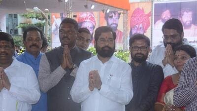 Maharashtra chief minister EknathShinde arrived at Thane Anand Ashram to pay his respects to late Anand Dighe on his 21st death anniversary (HT Photo/Praful Gangurde) Maharashtra chief minister EknathShinde arrived at Thane Anand Ashram to pay his respects to late Anand Dighe on his 21st death anniversary (HT Photo/Praful Gangurde)
