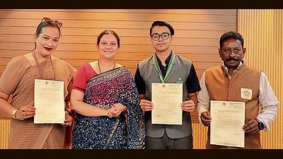 Chandigarh municipal commissioner Anindita Mitra on Friday presented engagement letters to the ambassadors Arryan Chitkara, Kajal Mangal Mukhi and Kale Ram. (HT Photo)