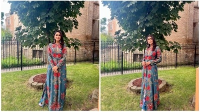 Mrunal Thakur is currently basking on the success of her recently released Telugu film Sita Ramam where she was seen playing Dulquer Salmaan's love interest. The film has been receiving a lot of love from movie-goers across the country. Mrunal, who is currently in Chicago, took over the streets in an embroidered pants and jacket set. (Instagram/@mrunalthakur) Mrunal Thakur is currently basking on the success of her recently released Telugu film Sita Ramam where she was seen playing Dulquer Salmaan's love interest. The film has been receiving a lot of love from movie-goers across the country. Mrunal, who is currently in Chicago, took over the streets in an embroidered pants and jacket set. (Instagram/@mrunalthakur)