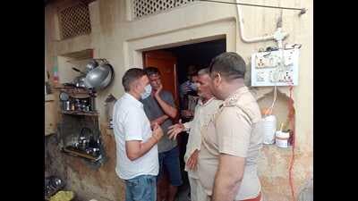 Six of a family found dead in Ambala home; two booked Six of a family found dead in Ambala home; two booked