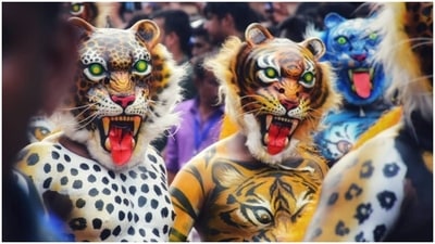 Moolam (Day 7): With just three more days remaining for the festival of Onam to end, the entire state is lit up with the spirit of joy and happiness. On this day, families visit each other and prepare a smaller version of Sadhya. From this particular day onwards several temples offer lunch to devotees. The famous leopard dance, known as Puli Kali is performed on this day. (Instagram/to_c_xy) Moolam (Day 7): With just three more days remaining for the festival of Onam to end, the entire state is lit up with the spirit of joy and happiness. On this day, families visit each other and prepare a smaller version of Sadhya. From this particular day onwards several temples offer lunch to devotees. The famous leopard dance, known as Puli Kali is performed on this day. (Instagram/to_c_xy)