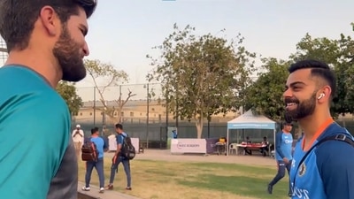 Shaheen Afridi with Virat Kohli