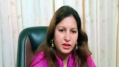 Goa Police on Thursday arrested two associates of deceased Bharatiya Janata Party (BJP) leader Sonali Phogat after a post-mortem report mentioned that there were “multiple blunt force injuries” on her body.&nbsp; (ANI)
