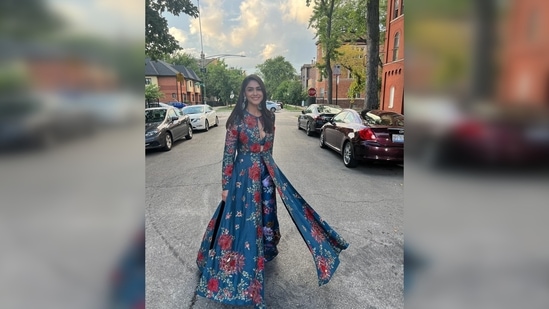 Mrunal Thakur treated her Instagram family of more than five million followers with beautiful photos from her Chicago stay.(Instagram/@mrunalthakur)