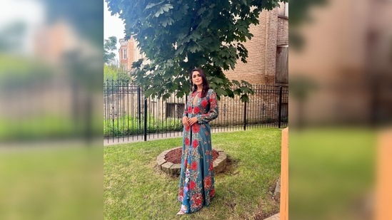 In one of the photos, Mrunal Thakur was seen flaunting her outfit as she twirled and smiled at the camera.(Instagram/@mrunalthakur)