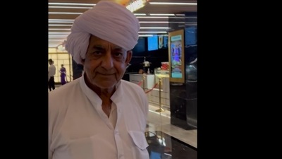 A screen grab from video where grandpa goes to cinema after 42 years with grandson. (Instagram/dr_.deepak) A screen grab from video where grandpa goes to cinema after 42 years with grandson. (Instagram/dr_.deepak)