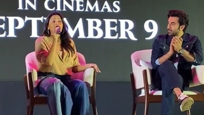 Alia Bhatt and Ranbir Kapoor promoted Brahmastra in IIT Bombay. Alia Bhatt and Ranbir Kapoor promoted Brahmastra in IIT Bombay.