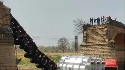 Army begins reconstruction of 145-yr-old Bailey Bridge on Bhopal-Nagpur highway Army begins reconstruction of 145-yr-old Bailey Bridge on Bhopal-Nagpur highway