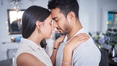 For mistakes committed by us, or in case us having hurt the partners, we should apologise sincerely. (Unsplash)