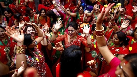 Hartalika Teej 2022: Here's how the festival is celebrated in Nepal |  Hindustan Times