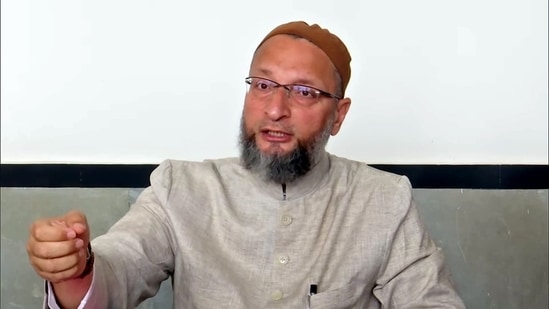 AIMIM chief Asaduddin Owaisi addresses a press conference. (ANI file)