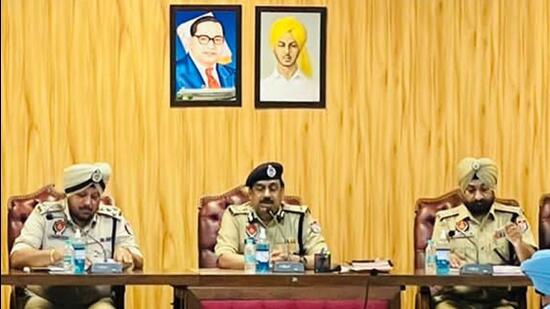 Railway police ADGP Farooqui told officials to reduce pending cases in a month during a meeting in Ludhiana. (HT Photo)